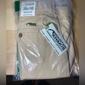 Men’s Khaki Shorts
